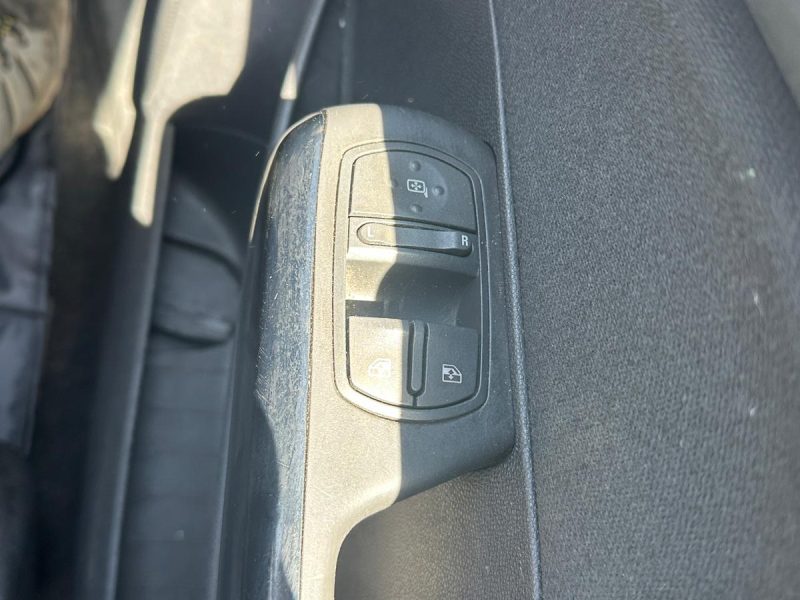 2010 Corsa SXI